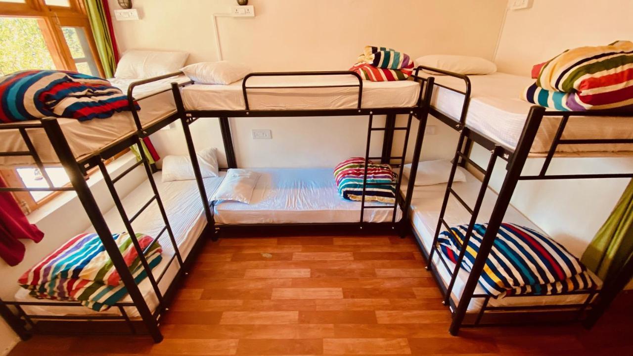 Madpackers Manali Hostel Buitenkant foto
