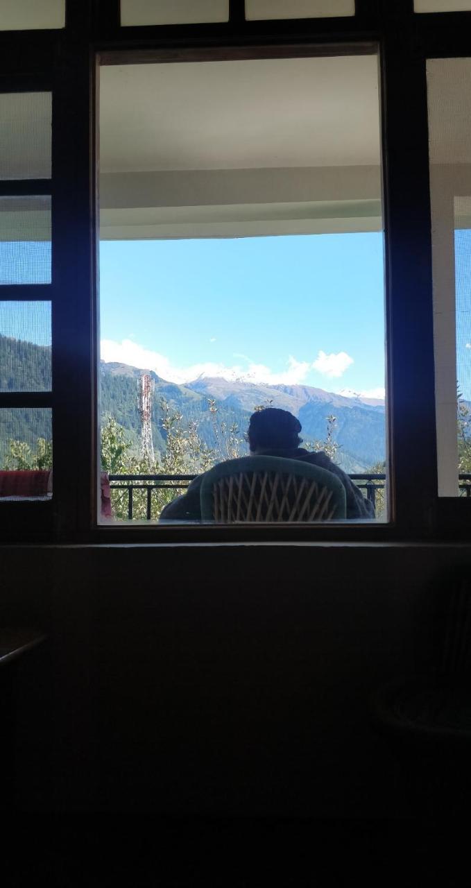 Madpackers Manali Hostel Buitenkant foto