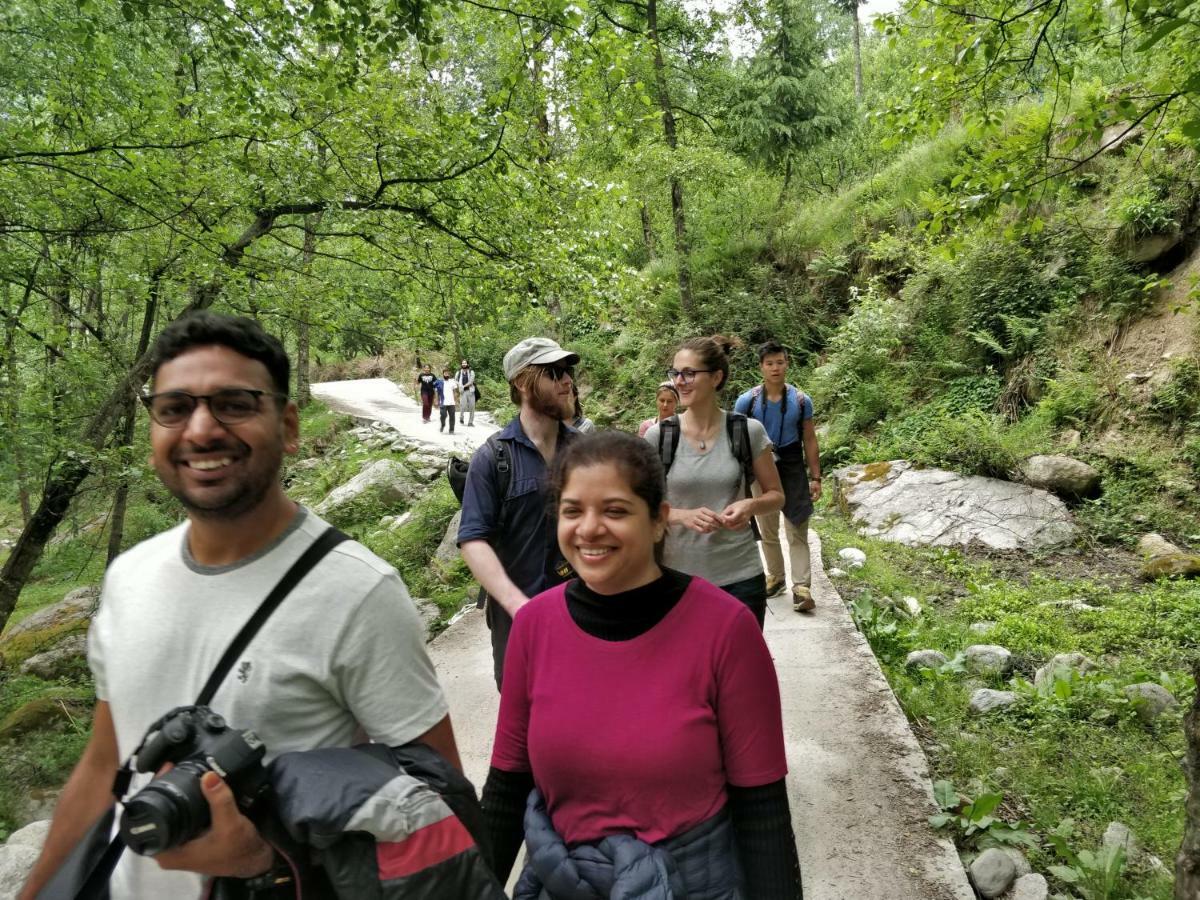 Madpackers Manali Hostel Buitenkant foto